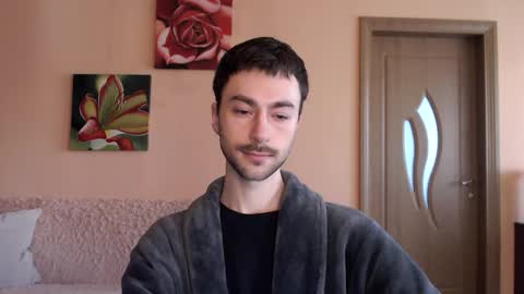 Tom online show from April 25, 1:41 pm