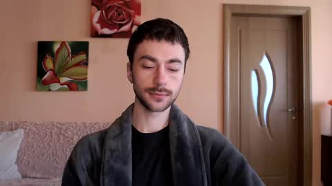 Tom online show from April 27, 9:18 am