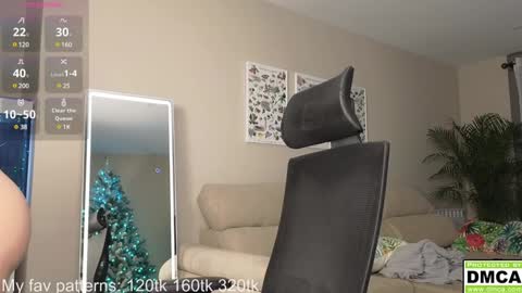 Snapshot of whiteanisha chatting on December 29, 10:12 am Anisha online show from December 29, 10:12 am
