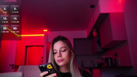 Snapshot of whitebanny chatting on December 16, 6:21 am Kate online show from December 16, 6:21 am