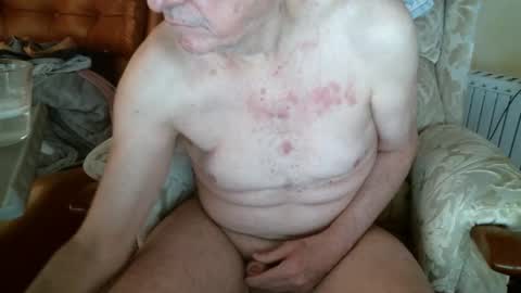 whitebriefs009 online show from December 30, 11:04 am