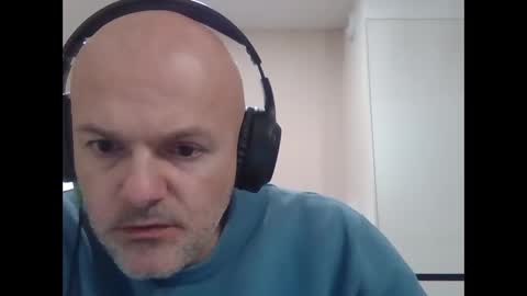 Snapshot of whiteeaglesrb chatting on December 21, 7:38 pm whiteeaglesrb online show from December 21, 7:38 pm