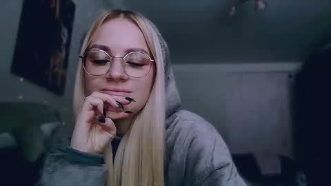 whitehex666 online show from January 15, 12:54 pm