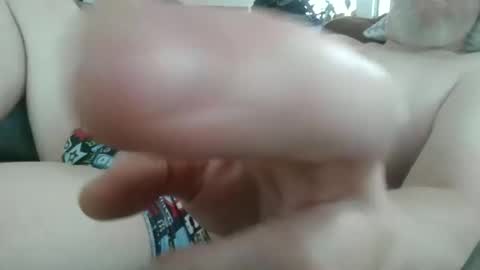 Snapshot of whitepantieman chatting on December 12, 10:31 pm whitepantieman online show from December 12, 10:31 pm