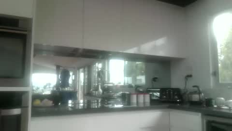 Snapshot of whitepantieman chatting on January 19, 9:55 pm whitepantieman online show from January 19, 9:55 pm