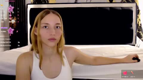 Snapshot of whitesun_01 chatting on February 1, 3:50 pm WhiteSun online show from February 1, 3:50 pm