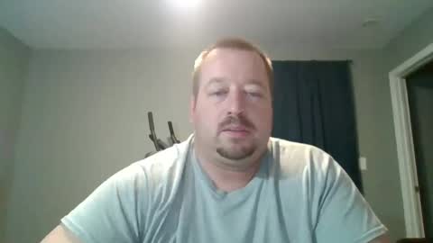 Snapshot of whitewolf850212 chatting on December 18, 9:04 am white wolf jeremy online show from December 18, 9:04 am
