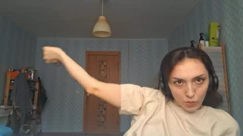 Cindy online show from March 30, 3:24 pm