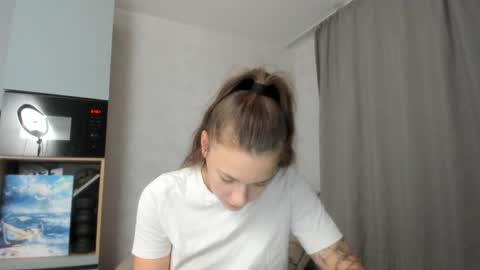 Veronica online show from September 12, 6:52 pm