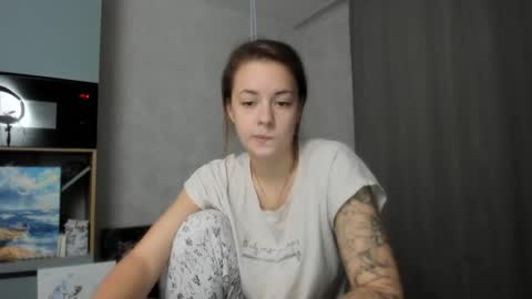 Veronica online show from December 3, 2:15 pm