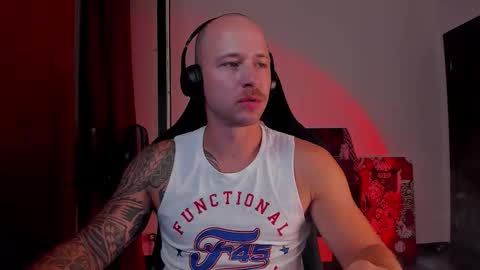 Snapshot of why_you_so_serious chatting on September 10, 5:13 pm VI online show from September 10, 5:13 pm