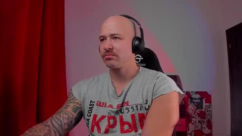 Snapshot of why_you_so_serious chatting on November 21, 5:33 pm VI online show from November 21, 5:33 pm