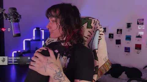 Snapshot of whysosweet chatting on October 27, 1:31 am iggy iggz online show from October 27, 1:31 am