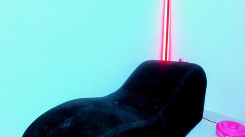 LUCIA VS 2 COCKS online show from January 7, 7:31 am