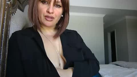 Snapshot of wildandfunn chatting on February 2, 6:17 pm wildandfunn online show from February 2, 6:17 pm