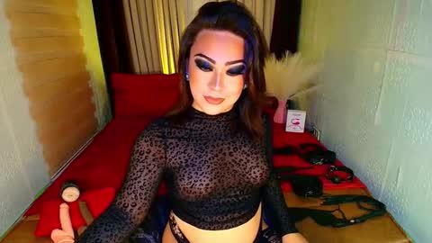 Snapshot of wildhotivana chatting on October 24, 11:06 am ivana online show from October 24, 11:06 am