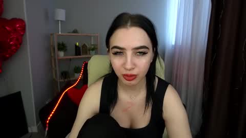 Snapshot of wildkittenx_ chatting on March 9, 1:37 pm Alena online show from March 9, 1:37 pm