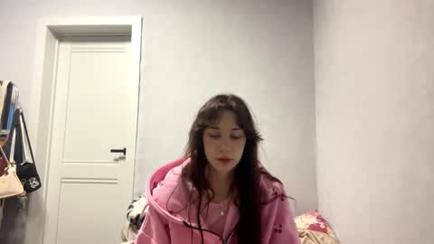 wildpeachh online show from October 17, 6:21 pm