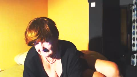 WildRedCat online show from February 15, 6:55 pm