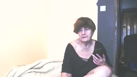 WildRedCat online show from September 23, 10:18 am