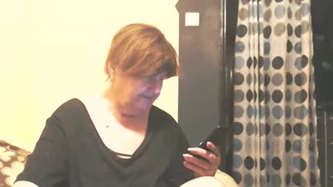 WildRedCat online show from January 11, 8:58 pm