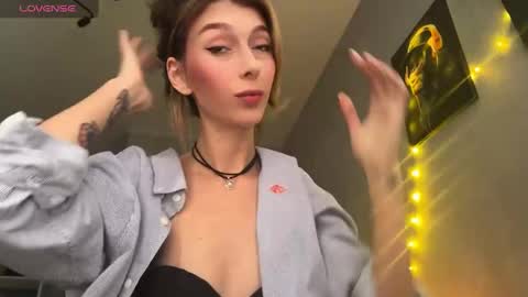 Snapshot of wildsable_ chatting on February 23, 10:06 am wildsable_ online show from February 23, 10:06 am