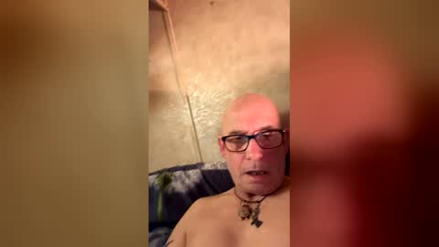 Snapshot of will19672025 chatting on February 13, 5:36 am will19672025 online show from February 13, 5:36 am