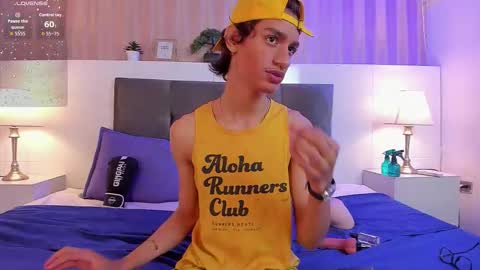 Snapshot of will_turneer chatting on February 21, 4:57 am Will online show from February 21, 4:57 am