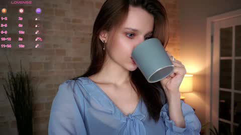 Snapshot of willalwaysloveyouuuuu chatting on February 8, 1:11 am Eva online show from February 8, 1:11 am