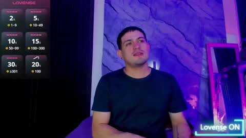 Snapshot of william_steel_ chatting on September 18, 11:45 am William Steel online show from September 18, 11:45 am