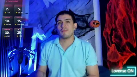 Snapshot of william_steel_ chatting on October 6, 11:29 am William Steel online show from October 6, 11:29 am