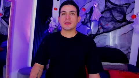 Snapshot of william_steel_ chatting on November 1, 3:08 am William Steel online show from November 1, 3:08 am