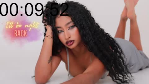 Snapshot of willow_hendrix chatting on December 21, 6:02 pm Ms Willow online show from December 21, 6:02 pm