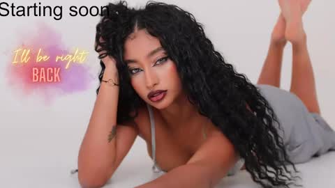 Snapshot of willow_hendrix chatting on February 25, 2:11 pm Ms Willow online show from February 25, 2:11 pm
