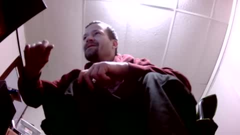 willydogg83 online show from March 29, 4:56 am