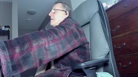 Snapshot of willyskynn chatting on January 7, 7:59 pm WillySkynn online show from January 7, 7:59 pm