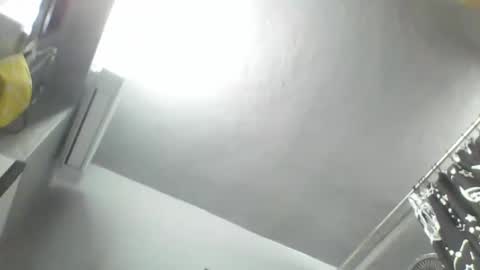 Snapshot of windowpane5 chatting on December 22, 12:49 pm windowpane online show from December 22, 12:49 pm