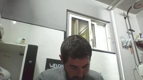 Snapshot of windowpane5 chatting on December 31, 9:50 pm windowpane online show from December 31, 9:50 pm