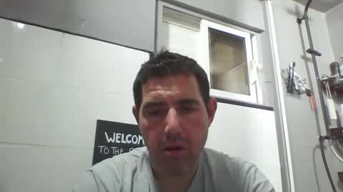 Snapshot of windowpane5 chatting on February 18, 12:15 am windowpane online show from February 18, 12:15 am