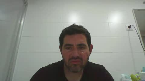 Snapshot of windowpane5 chatting on March 1, 1:11 am windowpane online show from March 1, 1:11 am