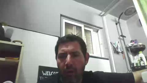 Snapshot of windowpane5 chatting on March 4, 5:45 pm windowpane online show from March 4, 5:45 pm