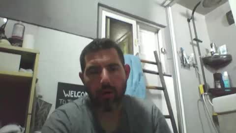 Snapshot of windowpane5 chatting on September 11, 10:21 pm windowpane online show from September 11, 10:21 pm