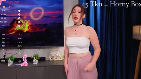 May online show from October 10, 7:35 pm