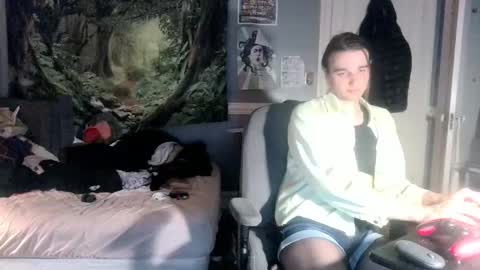 Snapshot of winter123137 chatting on December 31, 8:04 am Winter online show from December 31, 8:04 am