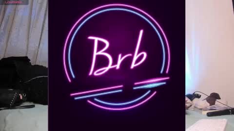 Snapshot of witch_eyes chatting on October 1, 4:02 pm Anghel online show from October 1, 4:02 pm