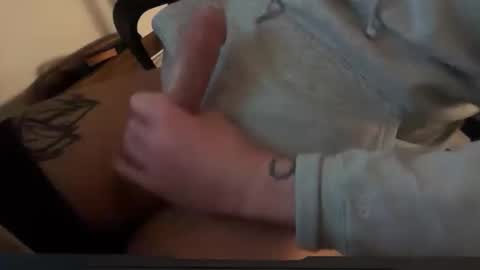 wiwik1987 online show from February 20, 9:37 pm