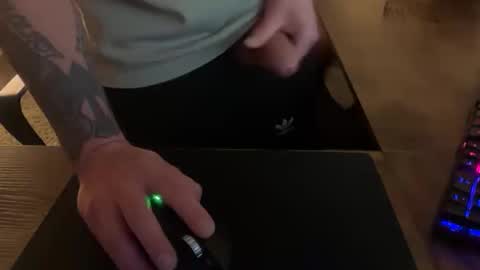 wiwik1987 online show from February 22, 2:34 am