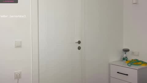 Snapshot of wlademarbergs chatting on February 12, 1:19 am Wlademar online show from February 12, 1:19 am