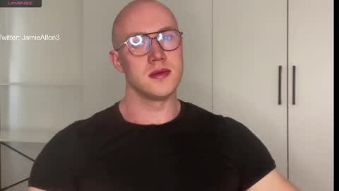 Snapshot of wlademarbergs chatting on February 5, 6:18 am Wlademar online show from February 5, 6:18 am