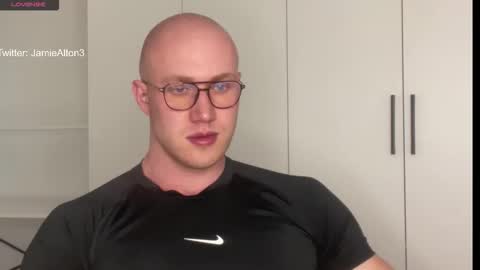 Snapshot of wlademarbergs chatting on February 6, 6:29 am Wlademar online show from February 6, 6:29 am